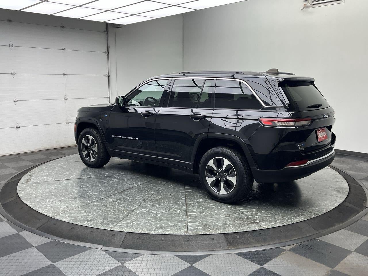 jeep grand cherokee 2024 1C4RJYB6XRC120713 image jeep grand cherokee 2024 1C4RJYB6XRC120713 image